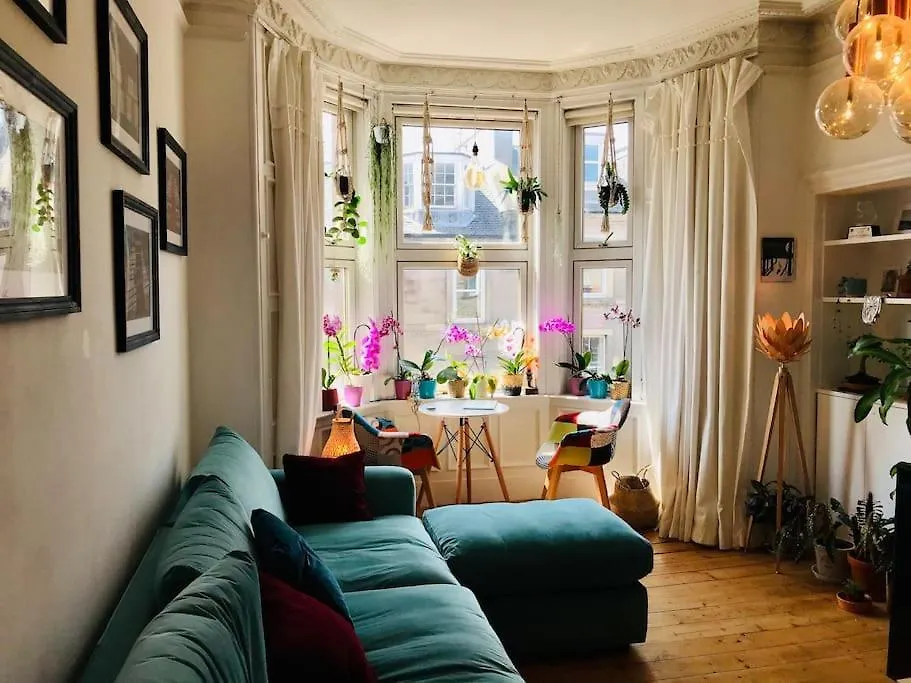 Cosy 2 Bedroom Flat In Edinburgh Apartment